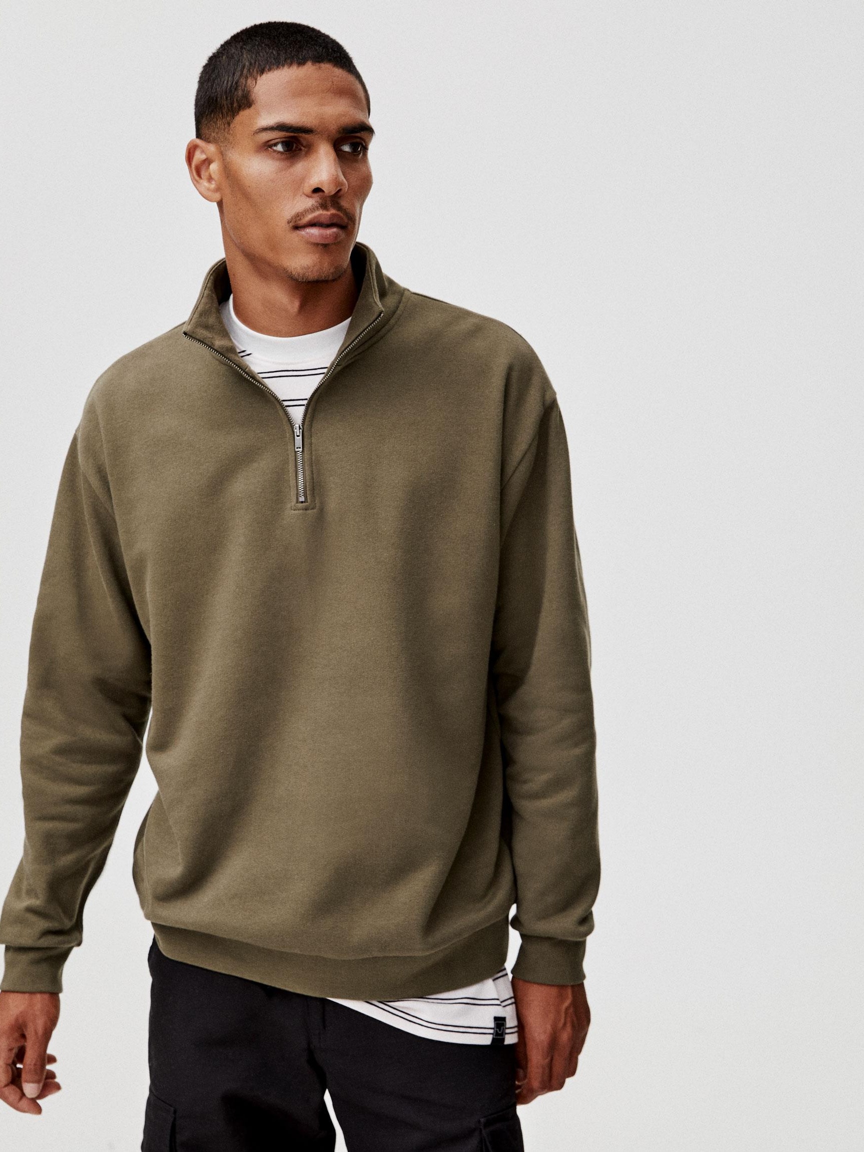 

Свитшот Pull & Bear 9596/522/505-ABTE L Болотный