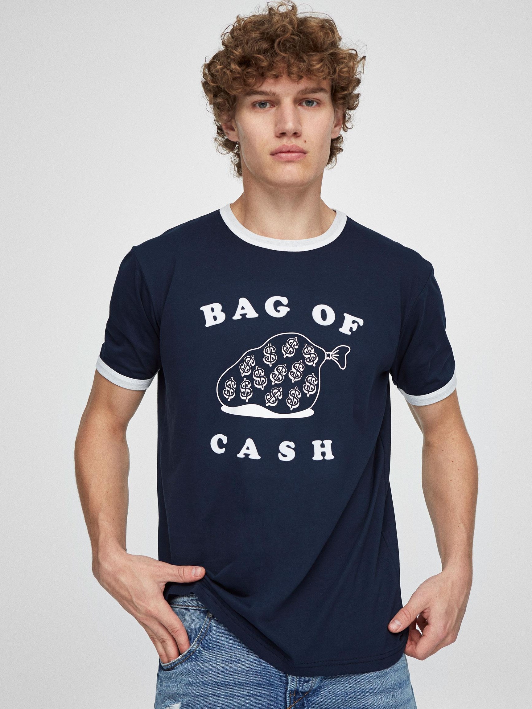 

Футболка Pull & Bear 9233/556/401-ACSJ S Темно-синяя с принтом
