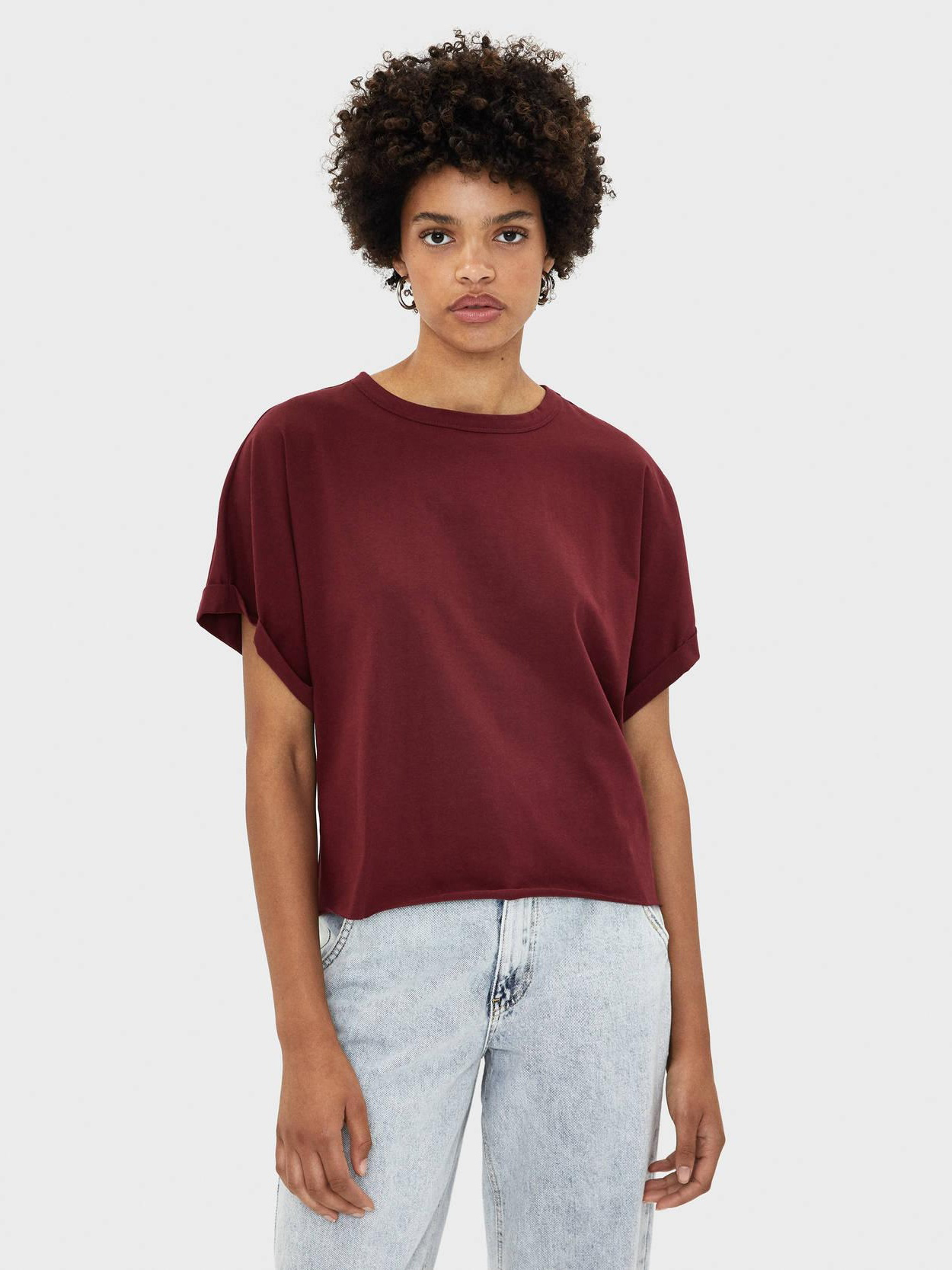 

Футболка Bershka 7286/777/605-ACUK S Бордовая