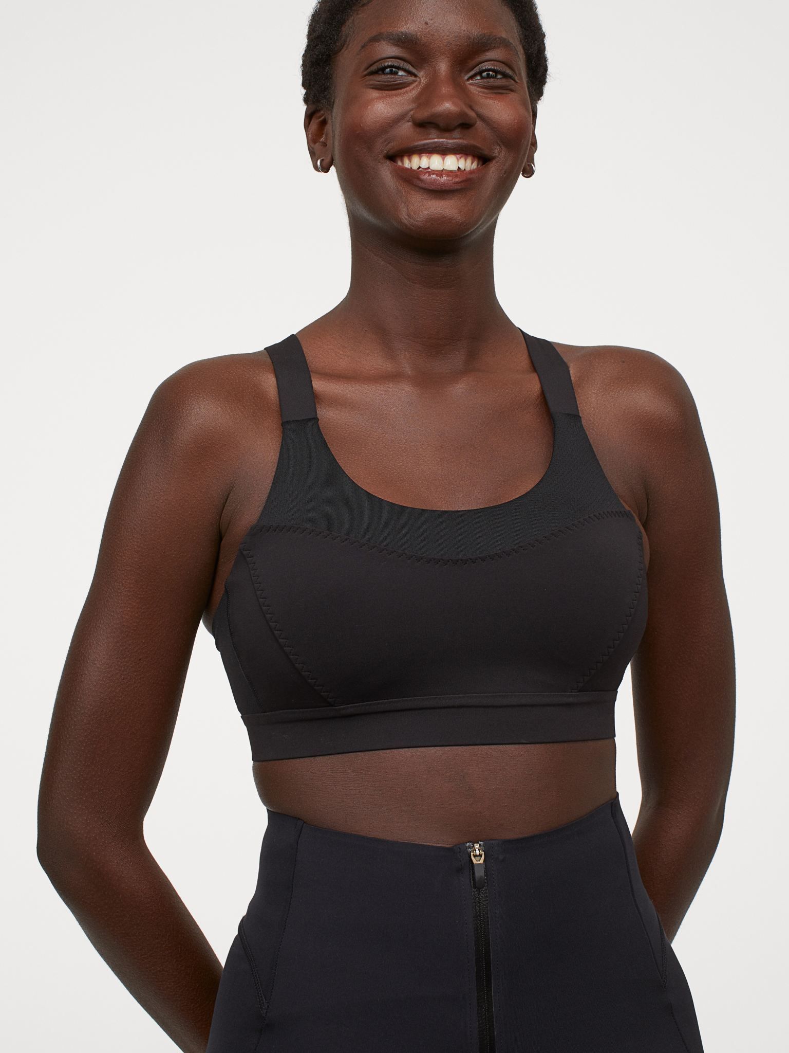 

Спортивный топ H&M zh0910949 XS Черный