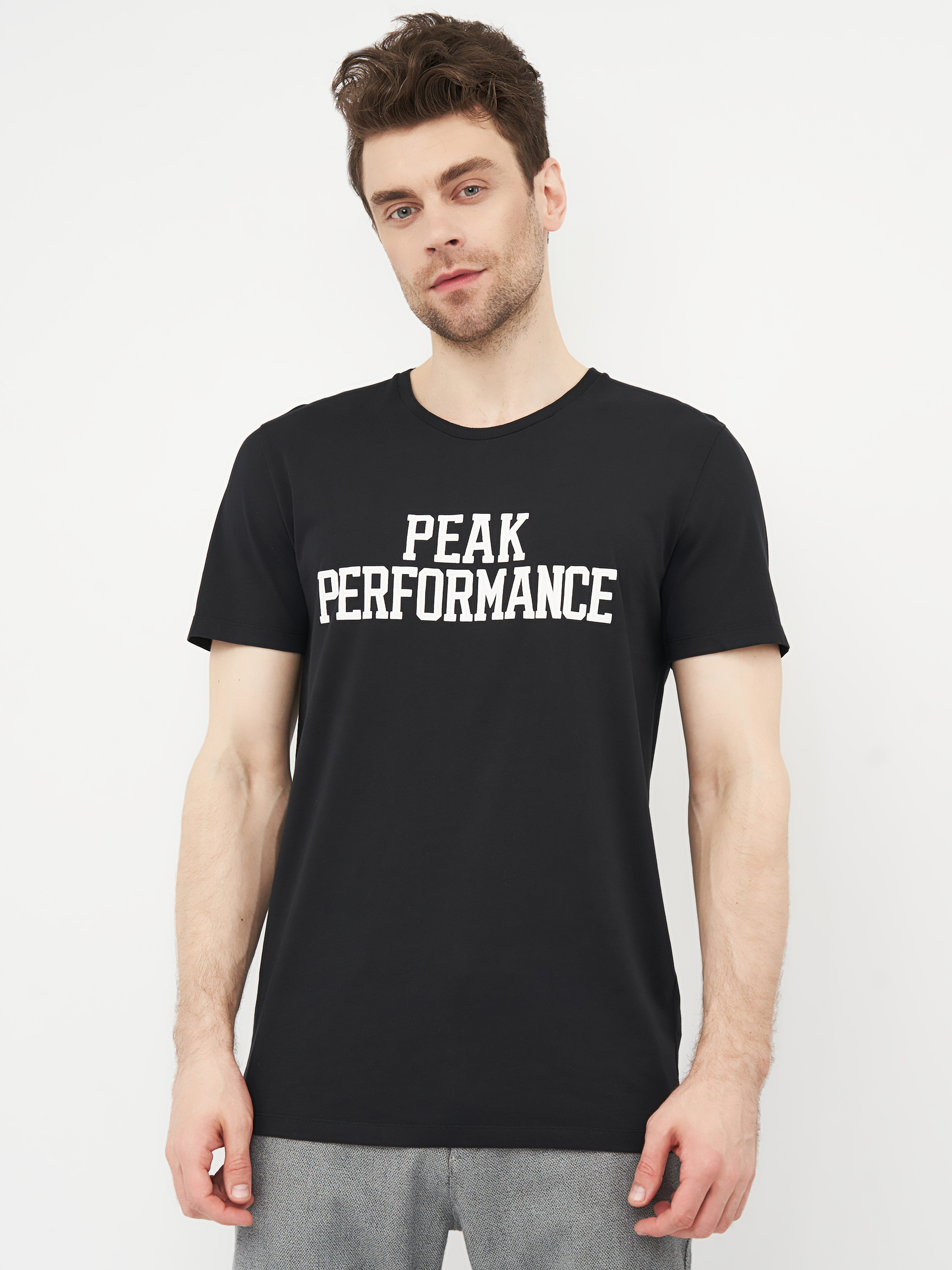 

Футболка Peak Performance Т-8130.1 M Черная