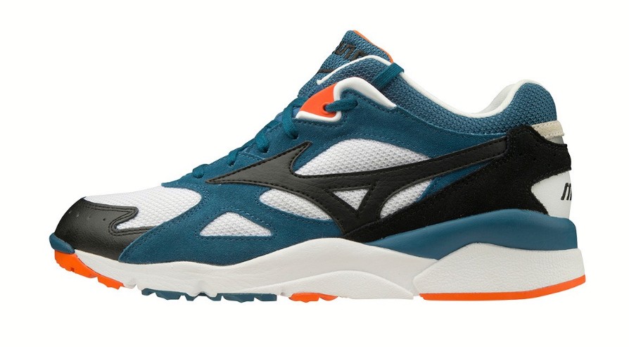

Кроссовки спортивные MIZUNO Sky Medal S1 р.41(26,5 см)