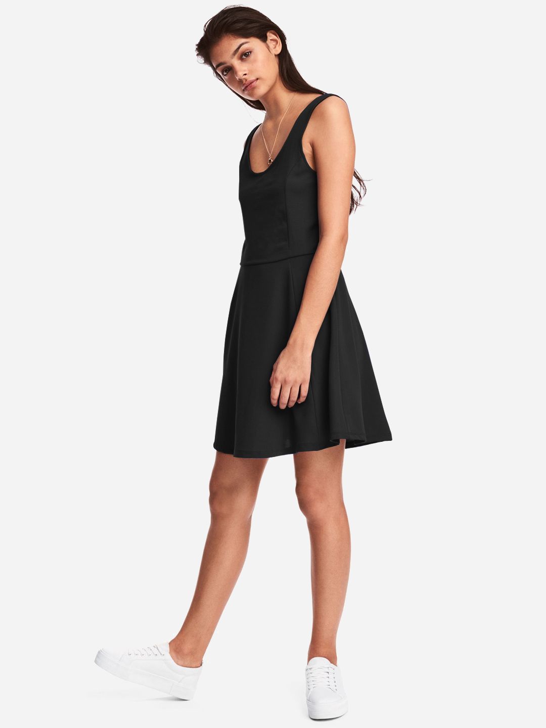 

Платье H&M 467302001a92  Черное, Платье H&M 467302001a92 36 Черное