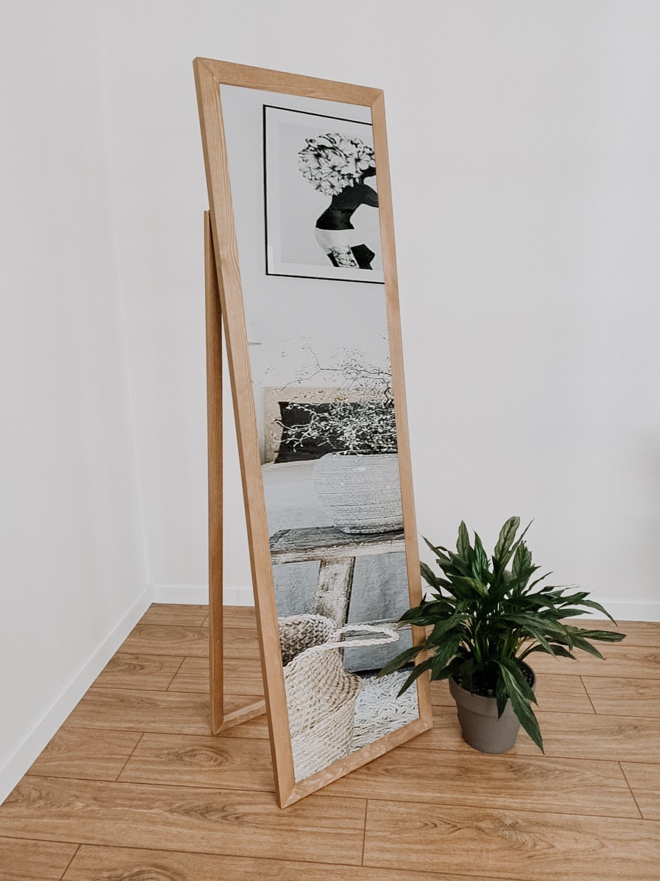 

Зеркало напольное в деревянной раме HomeDeco Светло-коричневый 160х50