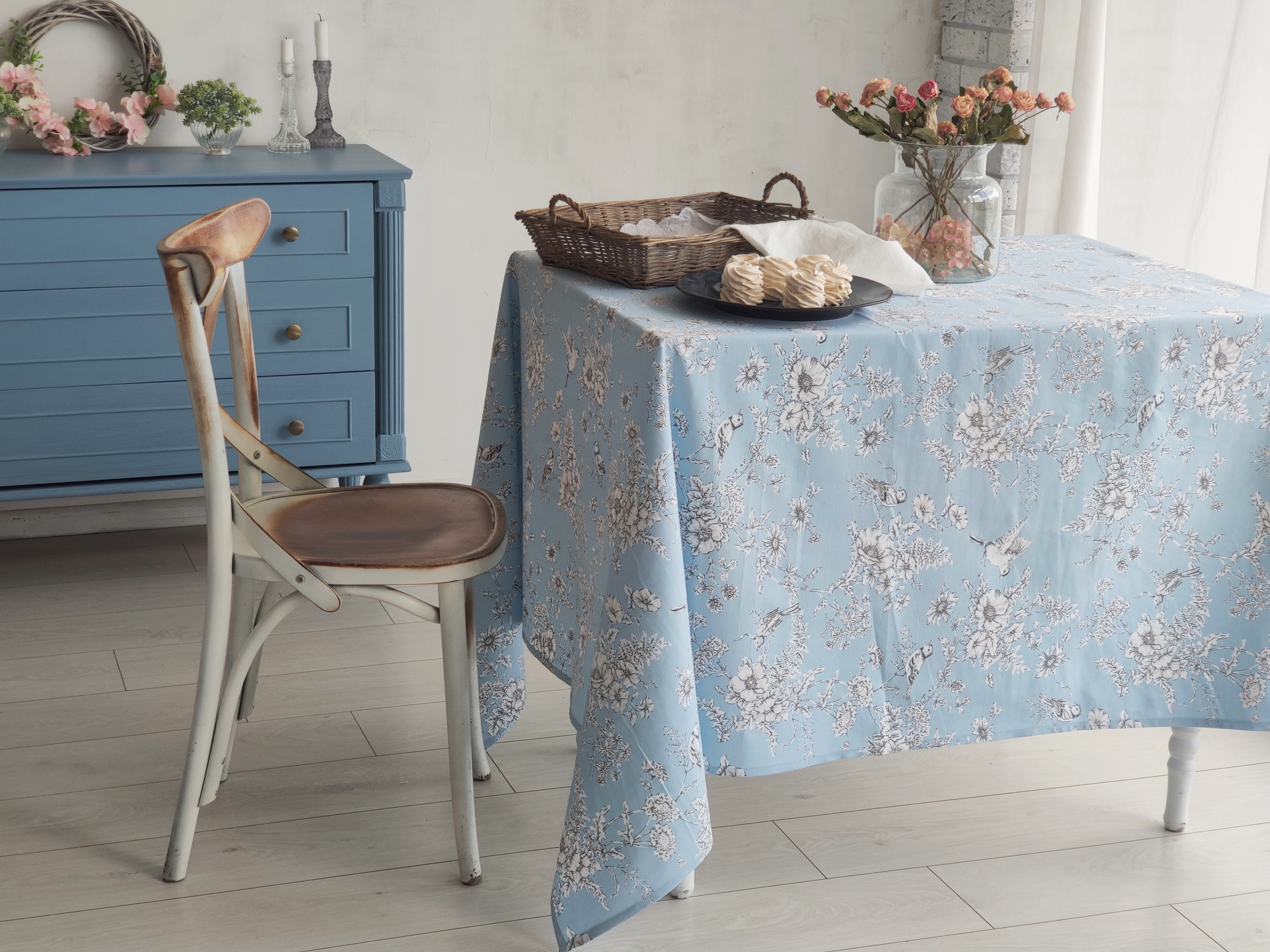 

Скатерть на стол с водоотталкивающей пропиткой ESTET™ Spring 170×150 см.