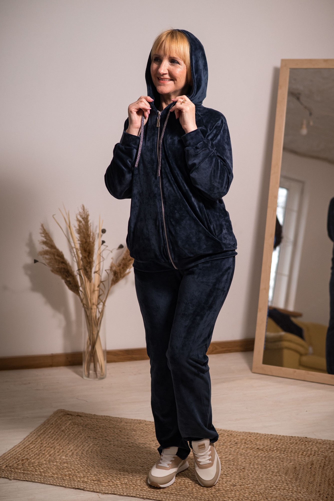 

Спортивный костюм V.O.G. V1017 XL Темно-синий