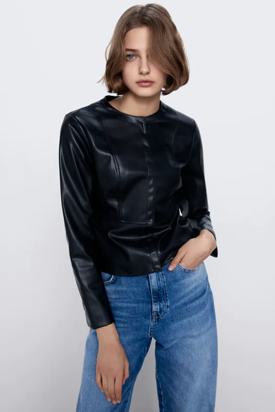 

Кожаная куртка Zara XS чёрная (1203-339)