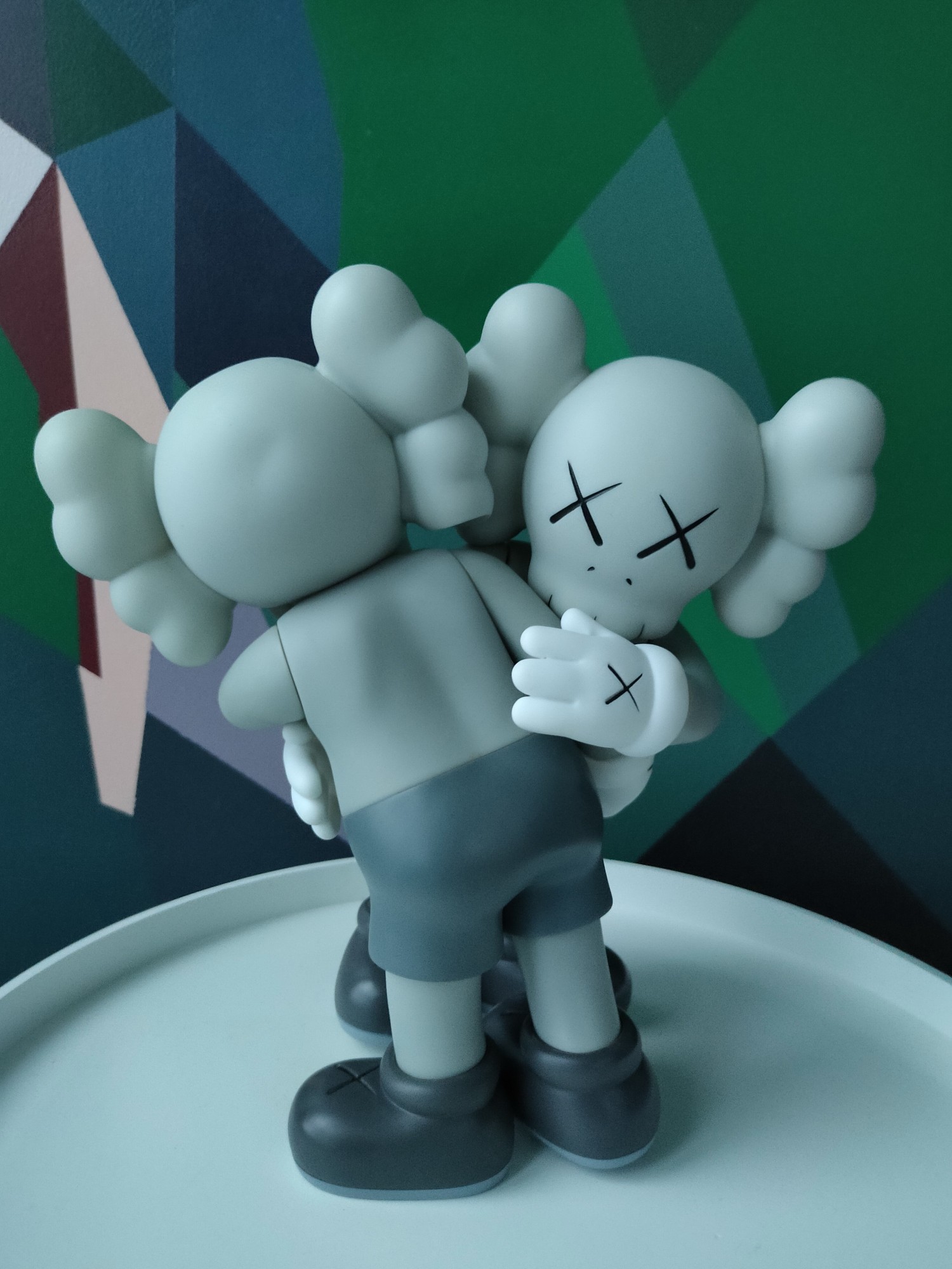 

Дизайнерская игровая фигура Кавс Kaws Together Vinyl Figure grey серый 26 см