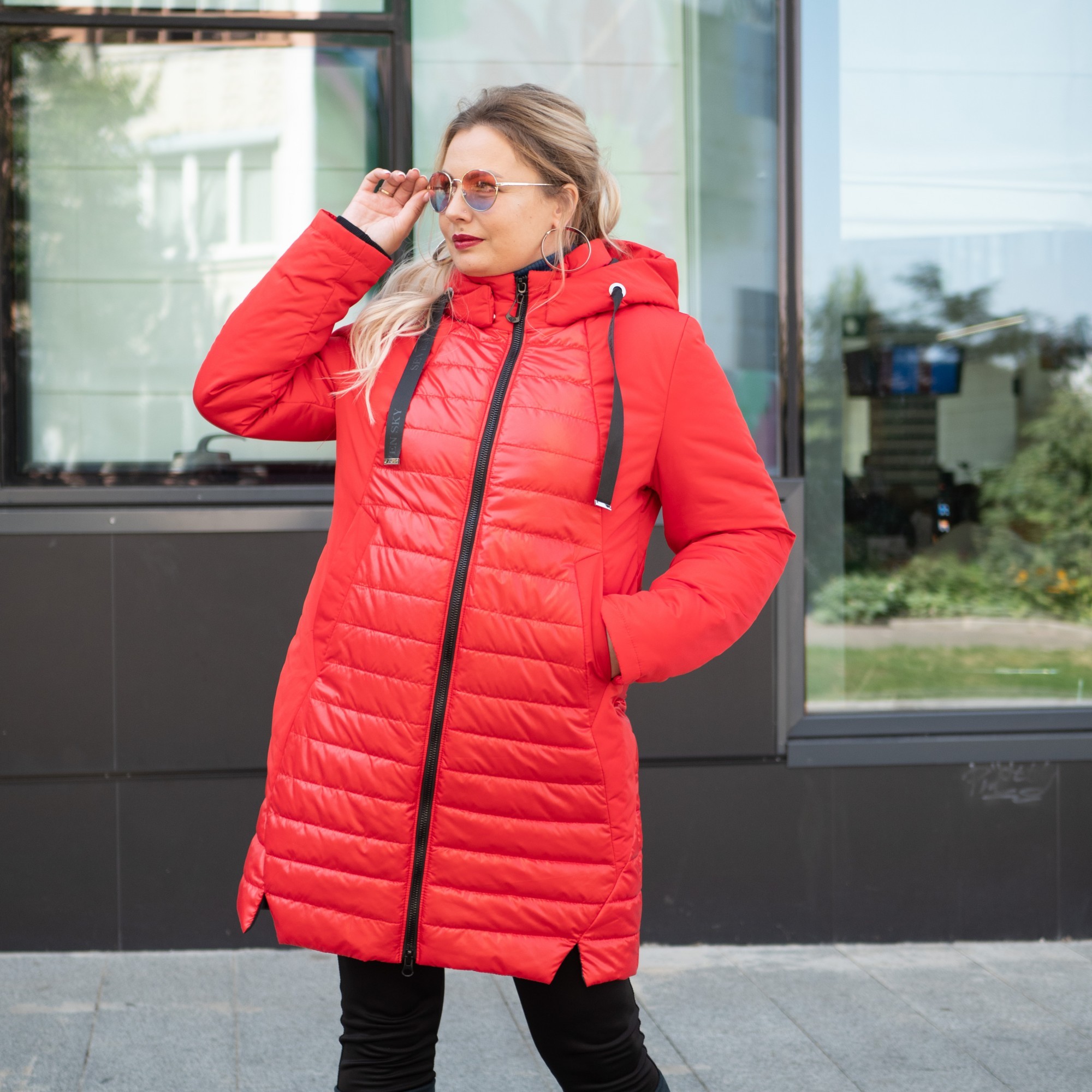 

Осенняя женская куртка большого размера UF-fashion Синтия  красный, Осенняя женская куртка большого размера UF-fashion Синтия 56 красный