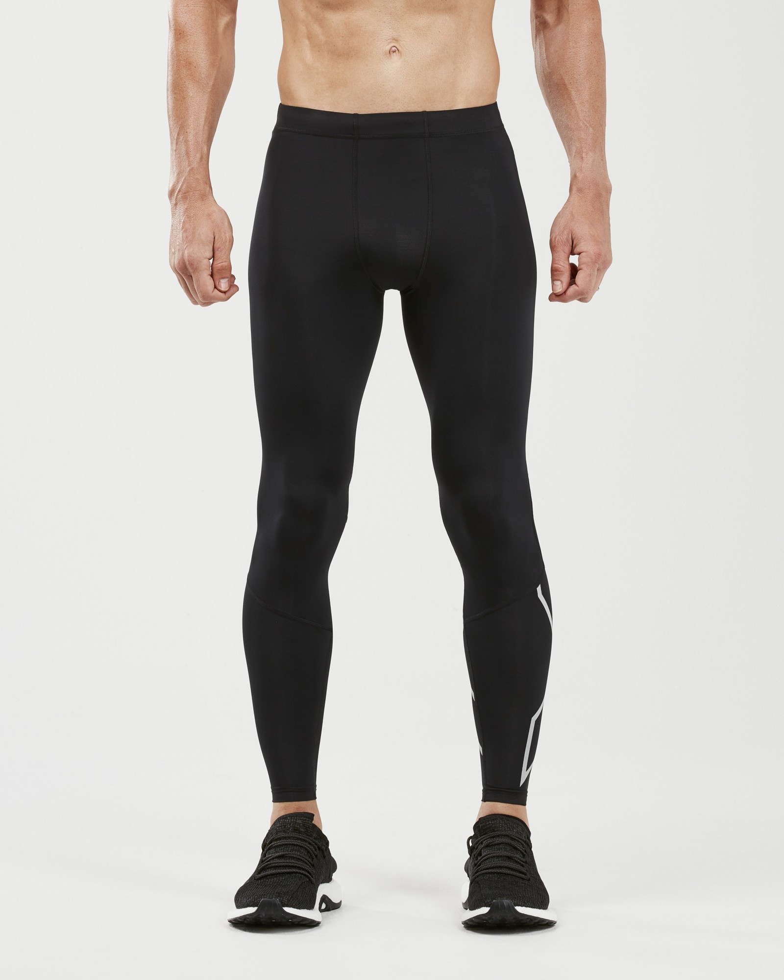 

Мужские компрессионные тайтсы 2XU, Run Compression Tights, L, черный/серебристый отражающий логотип