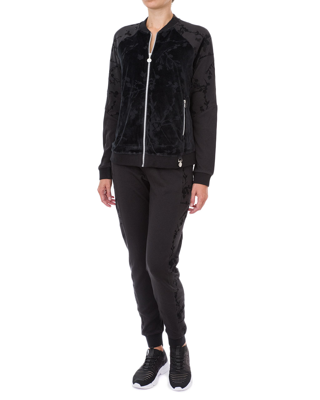 

Костюм спортивний жіночий ARMANI EA7 (6ZTM04-TJN8Z-1200/8-91) Чорний, Костюм спортивний жіночий ARMANI EA7 (6ZTM04-TJN8Z-1200/8-91) Чорний XS