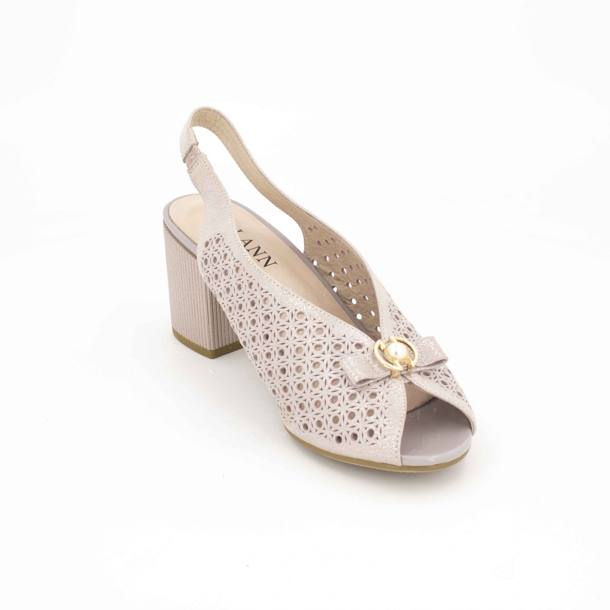 

Босоножки женские 4Shoess 2357-6 37 Розовый
