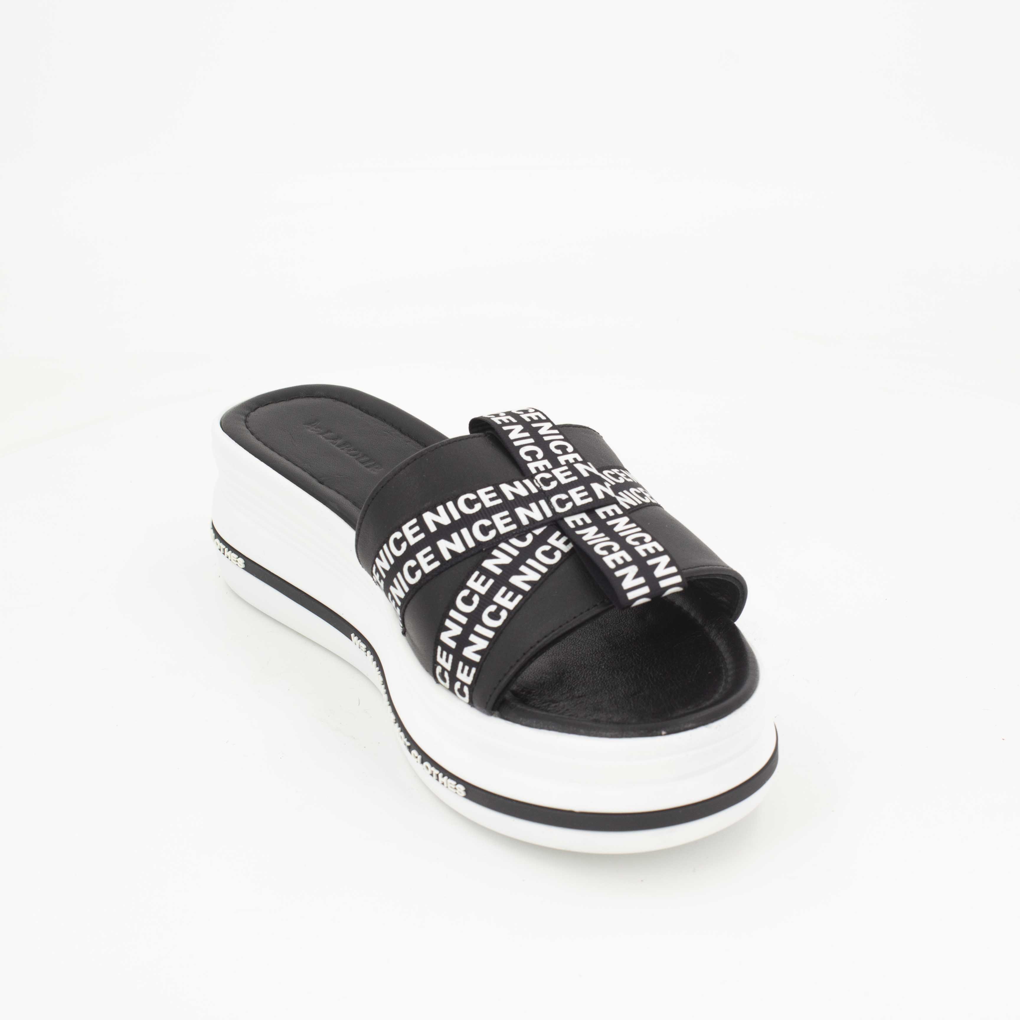 

Шлепанцы женские Labour Shoes 2369-4 36 Чёрный