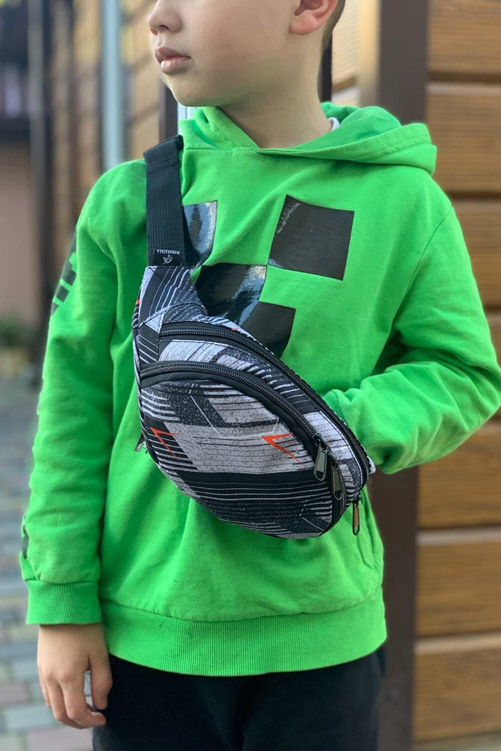 

Детская Mamakazala бананка Oval kids Серый