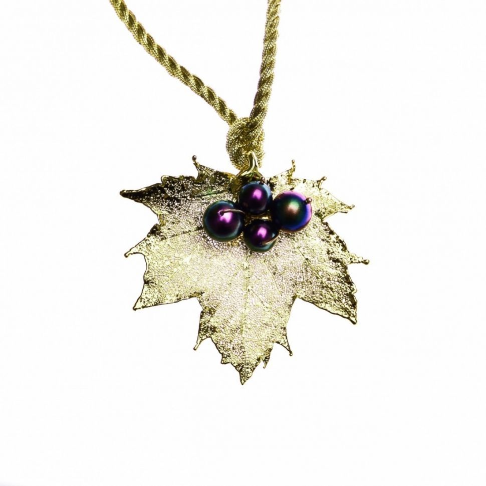 

Женский позолоченный кулон из натуральных листьев канадского клена Ester Bijoux LF40.1A-D G BR на шнурке