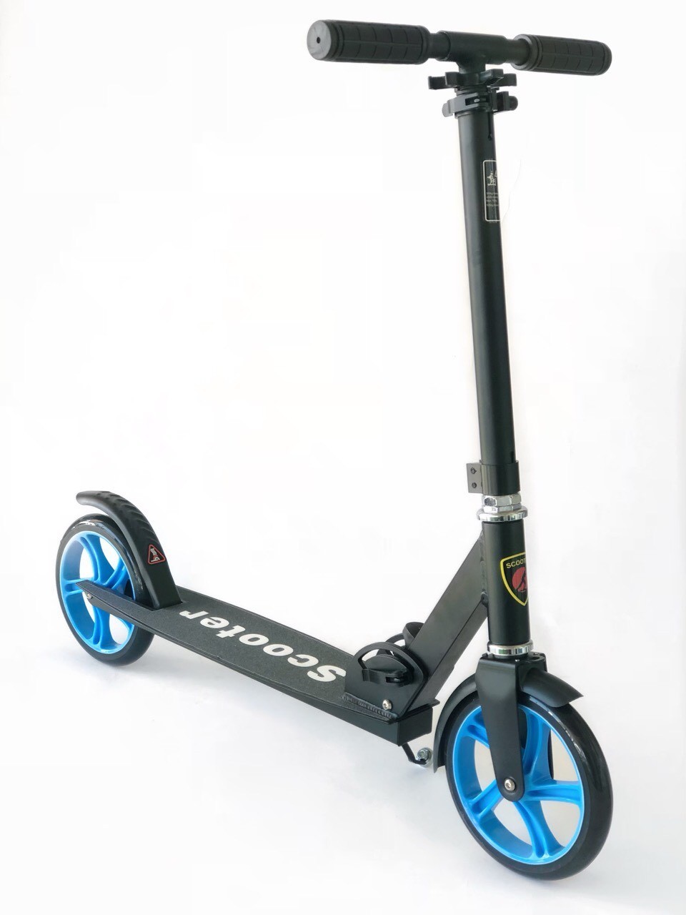 

Самокат Scooter на больших колесах NEW 109-D Черный