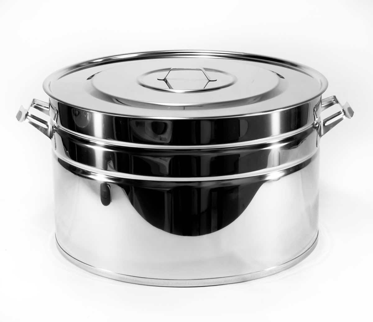 

Бак из нержавеющей стали 40 л 45 см зеркальная полировка