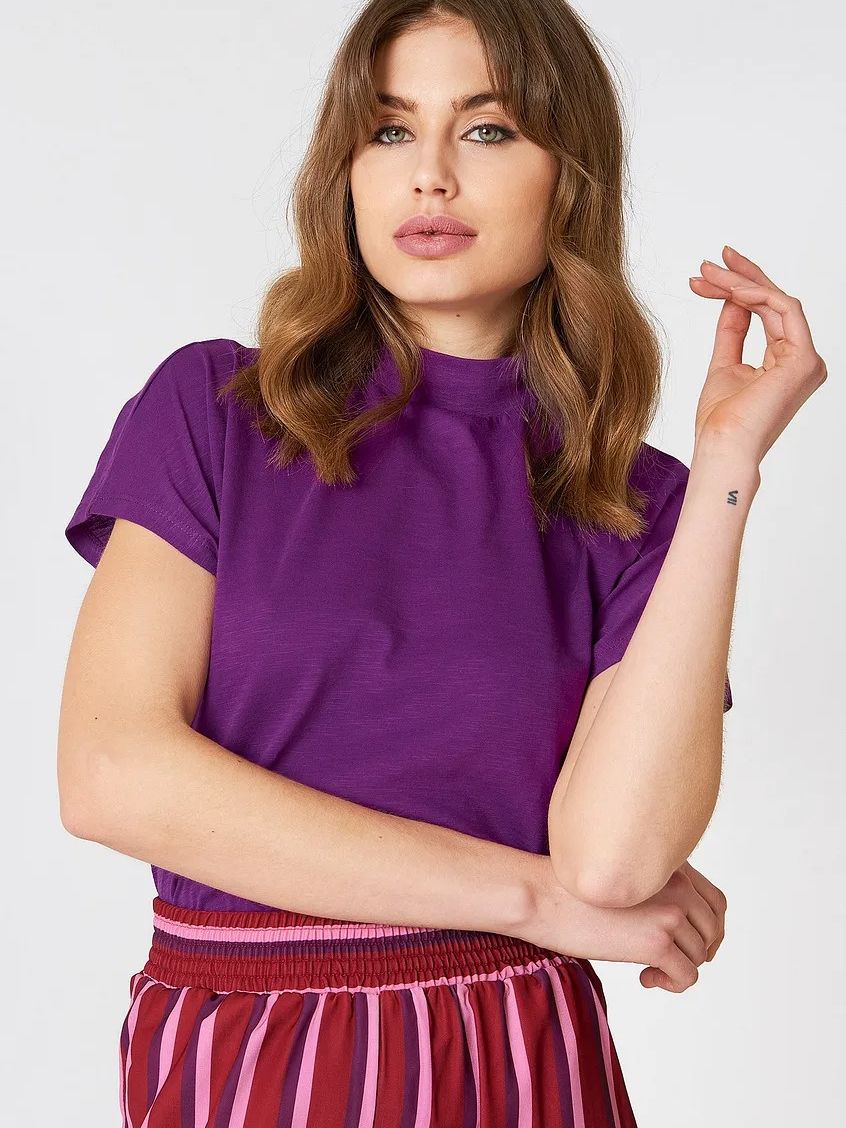 

Футболка NA-KD 1018-000283-7718 S Фиолетовая