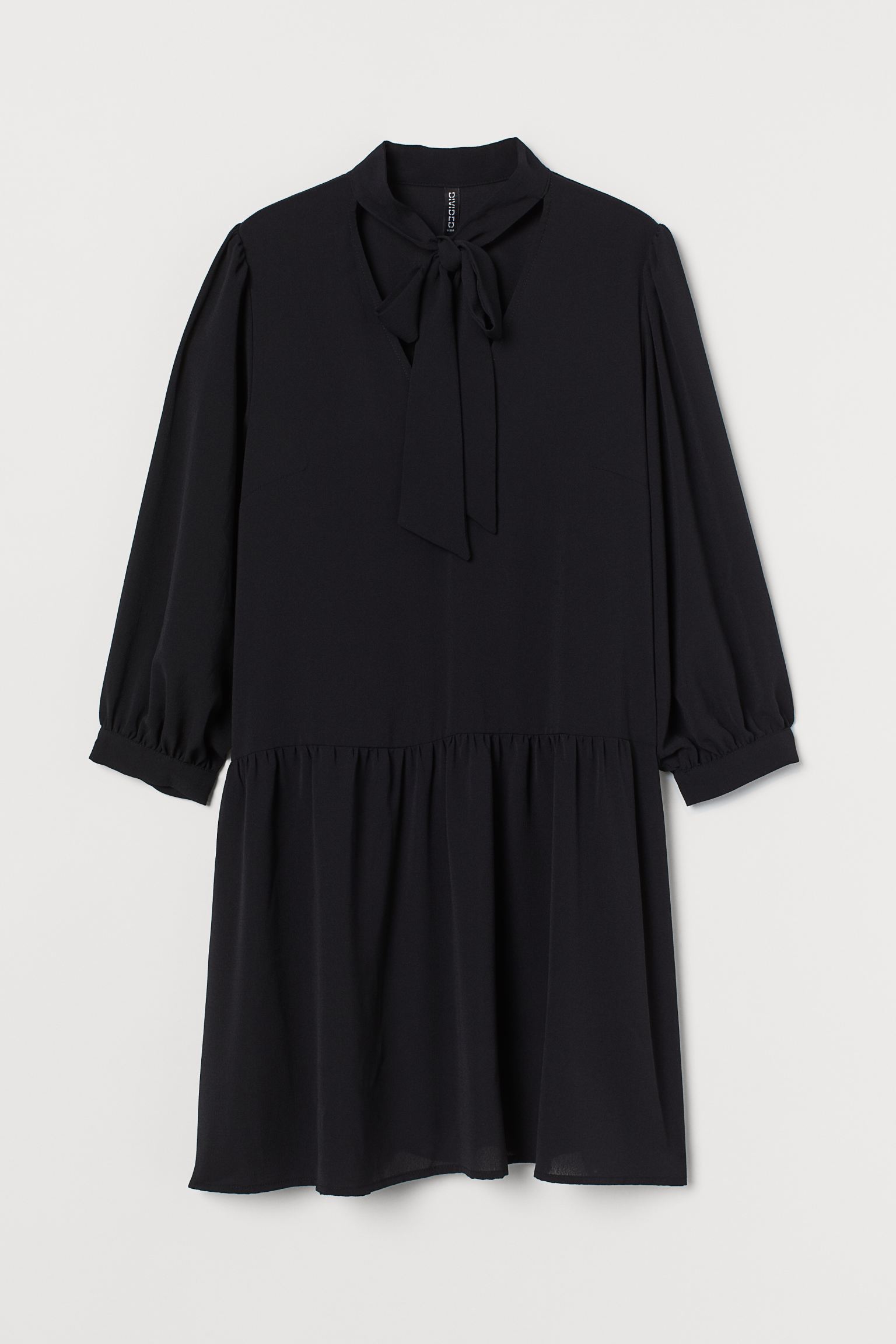 

Платье H&M XL черный 7059275592