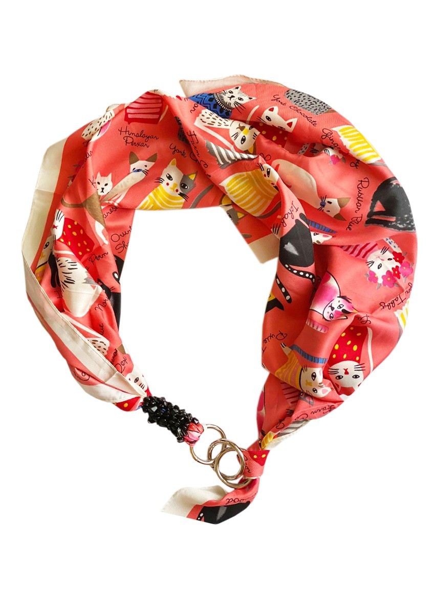 

Платок MyScarf атласный Розовые коты с натуральными камнями