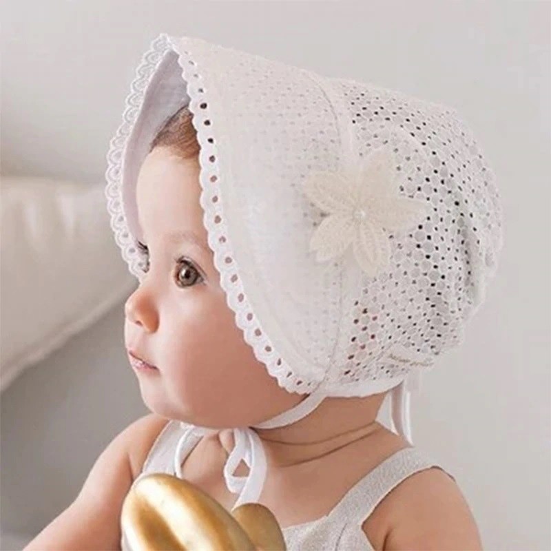 

Панама BabyHead на завязках с цветком белая