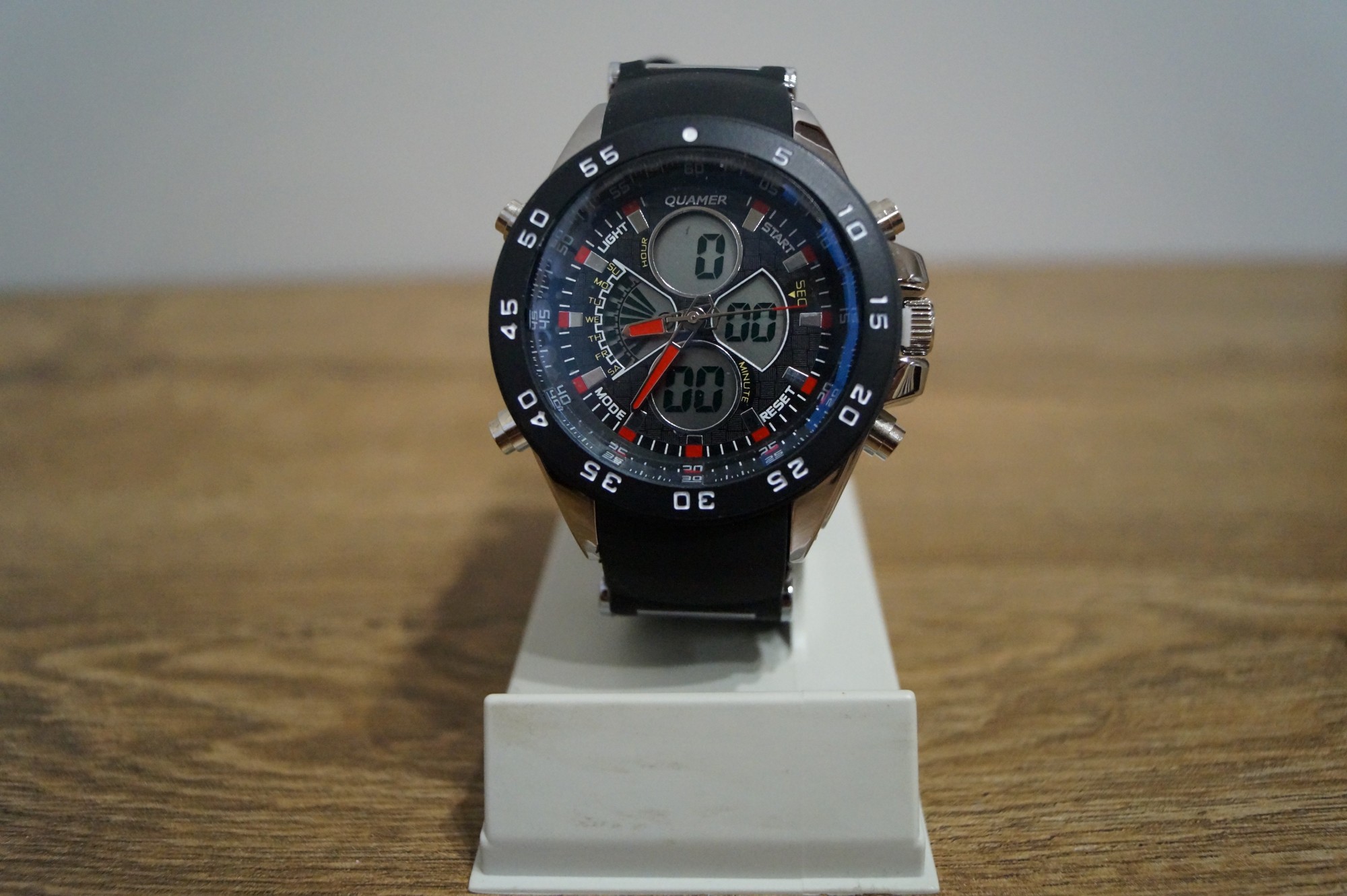 Quamer sports multi-functional wrist watch