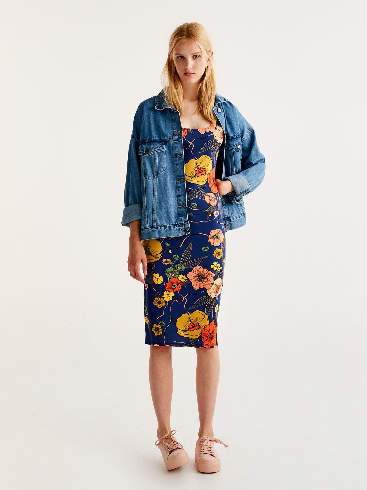 

Платье Pull & Bear 9395302400-AAYV L Синее с разноцветным