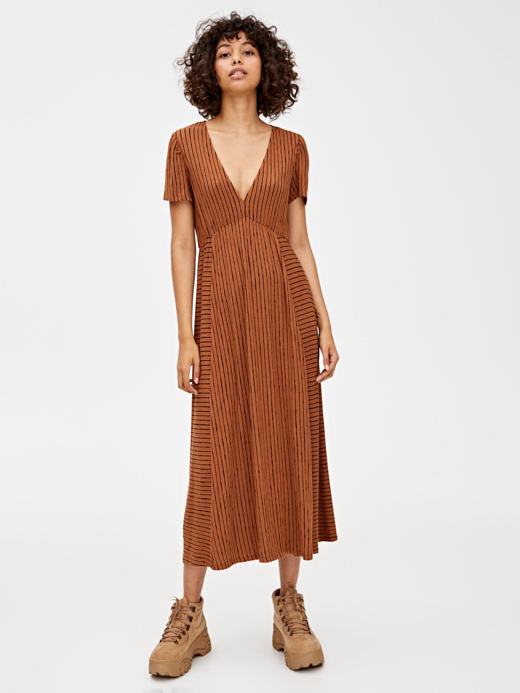 

Платье Pull & Bear 9390384776-AEQQ XS Коричневое с черным