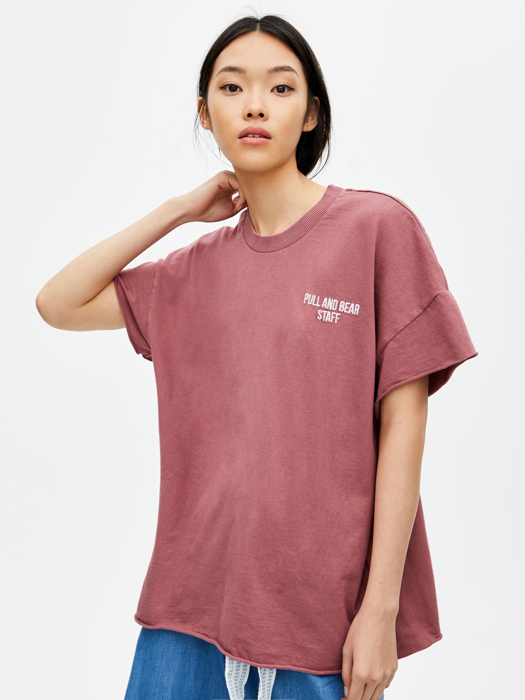 

Футболка Pull & Bear 9245383957-ACXV S Темно-розовая