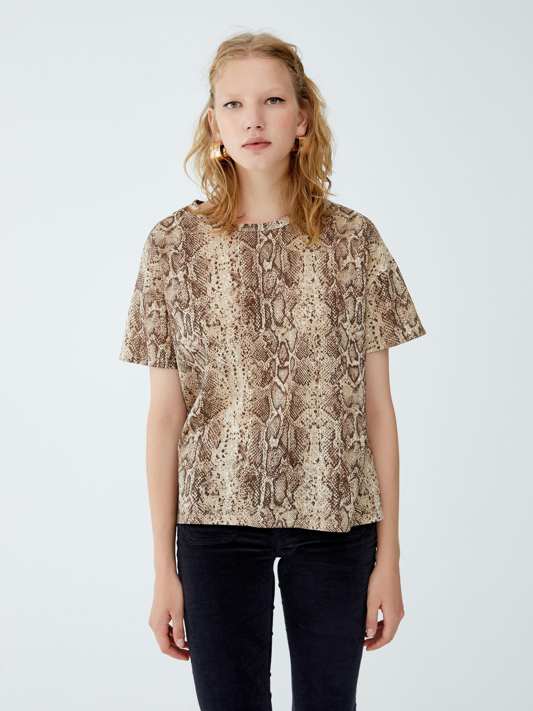 

Футболка Pull & Bear 9245379701-ACSH S Бежевая