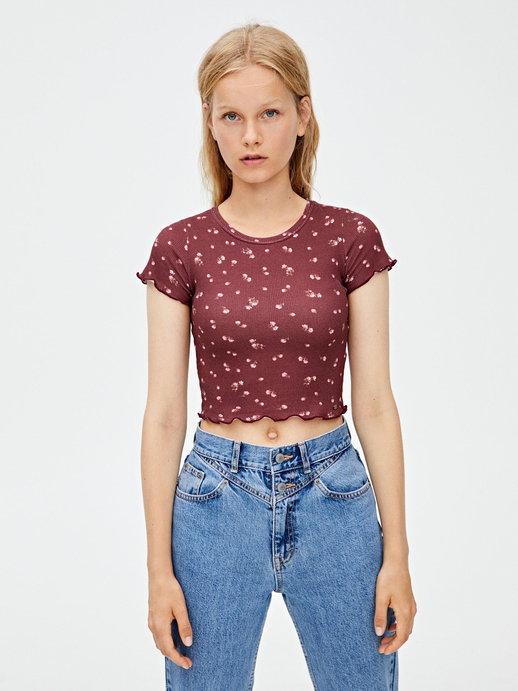 

Футболка Pull & Bear 9243346606-AFPV M Бледно-бордовая с разноцветным