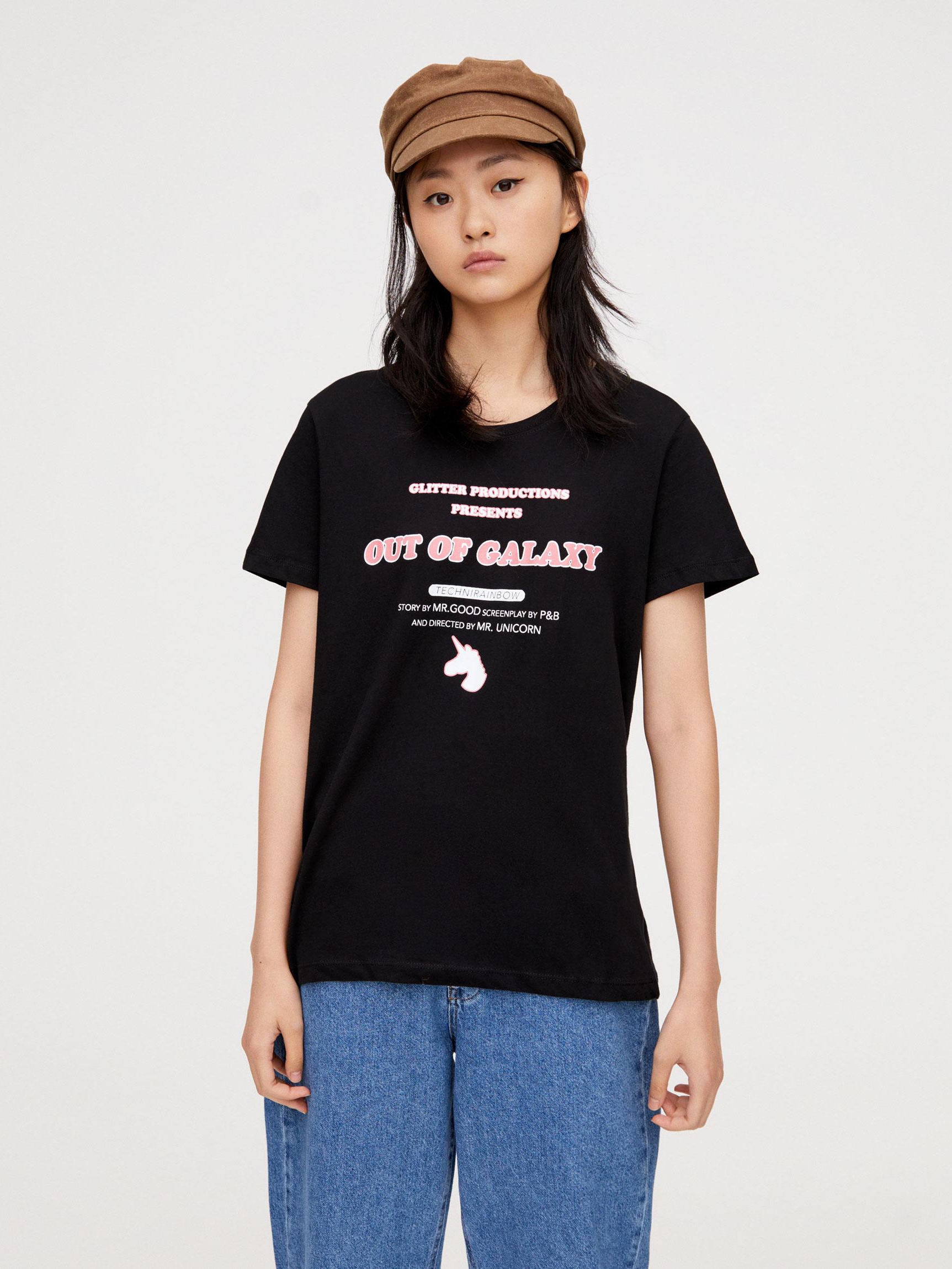 

Футболка Pull & Bear 9239364084-AAPU XS Черная