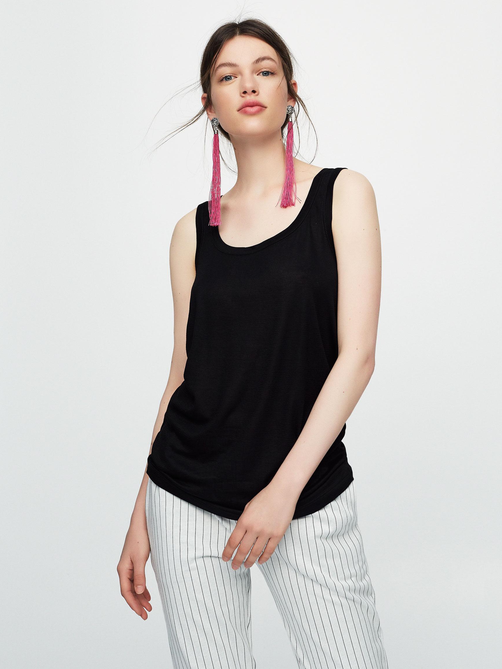 

Майка Pull & Bear 9233359800-AAAD M Черная