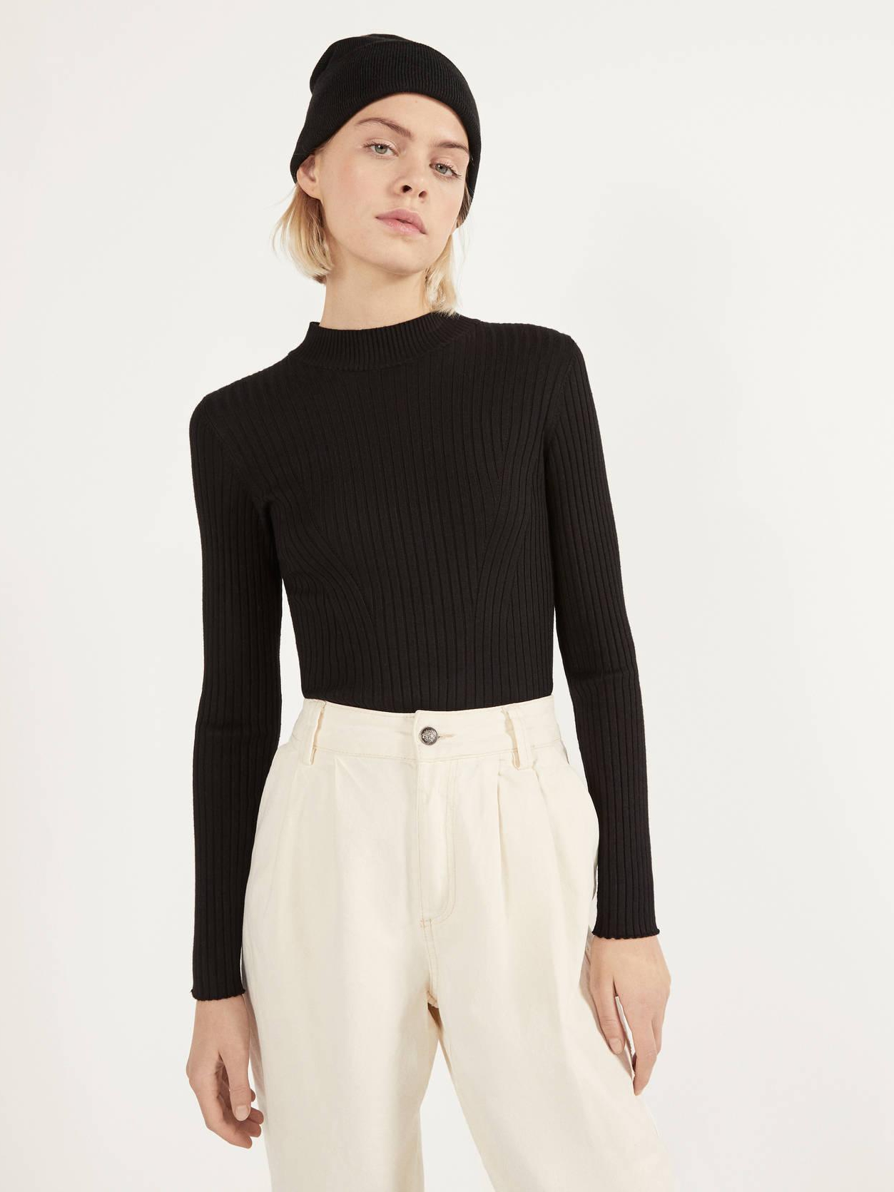 

Гольф Bershka 6847645800-AAAD M Черный