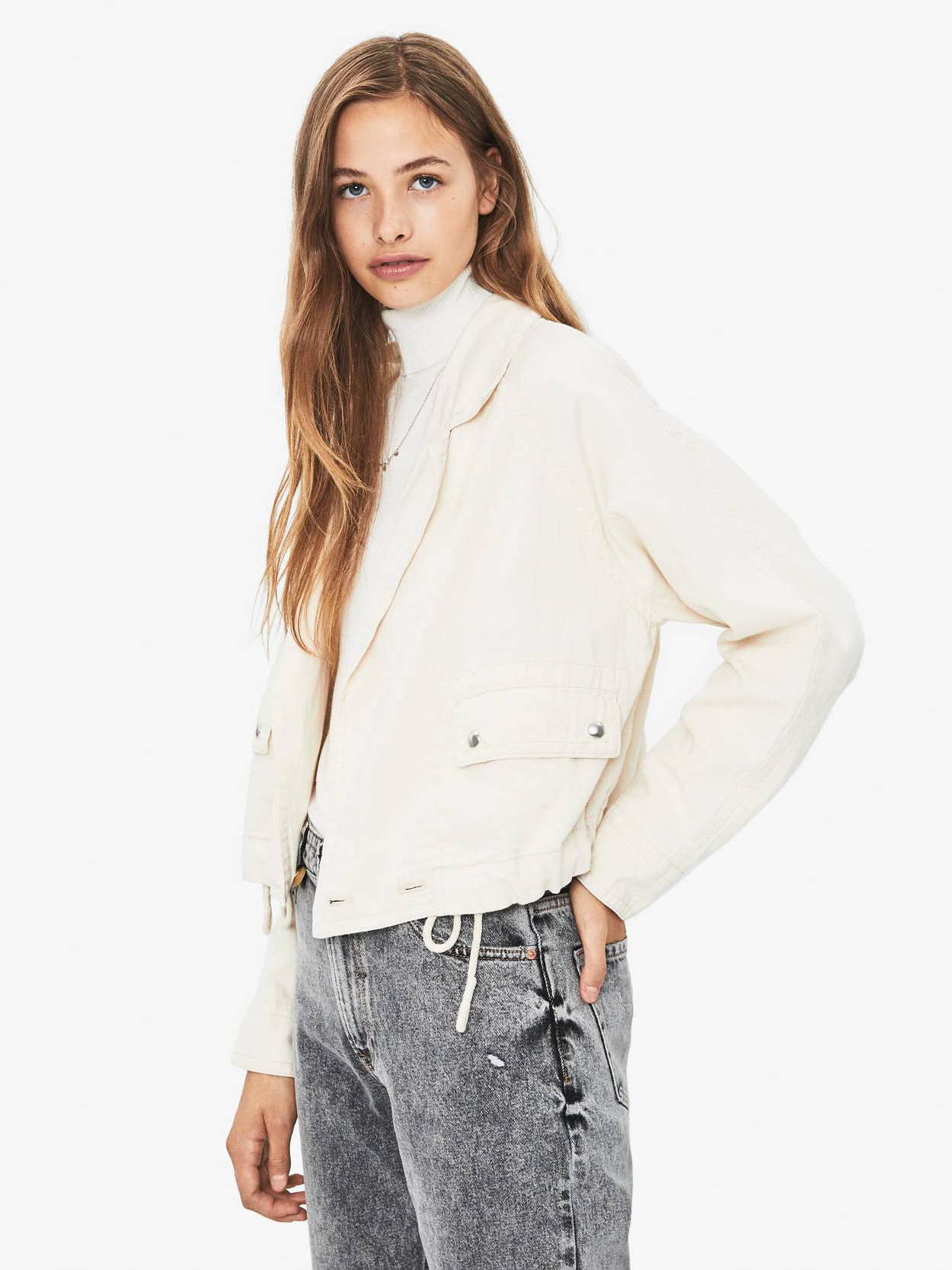 

Ветровка Bershka 6224019712-ACTQ M Бежевая