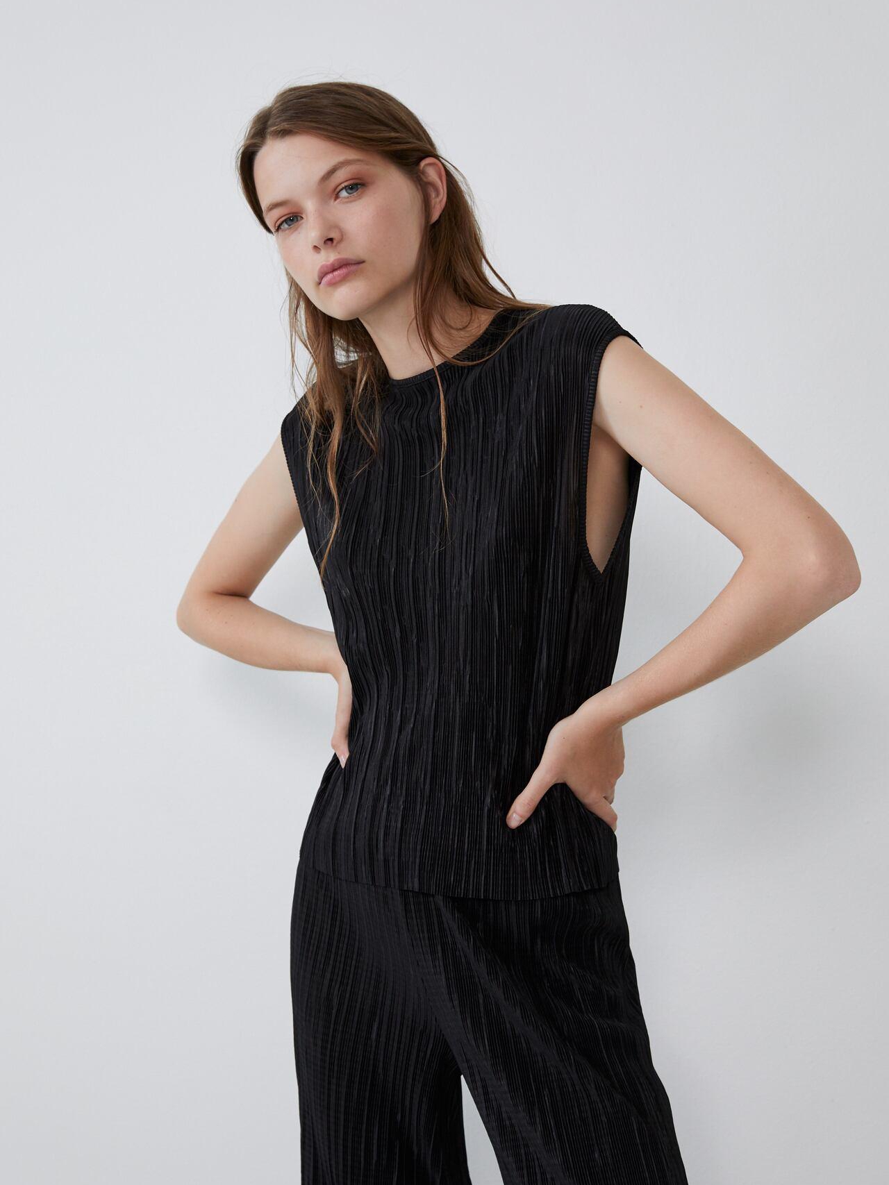 

Топ Zara 5643920800-AAAD S Черный