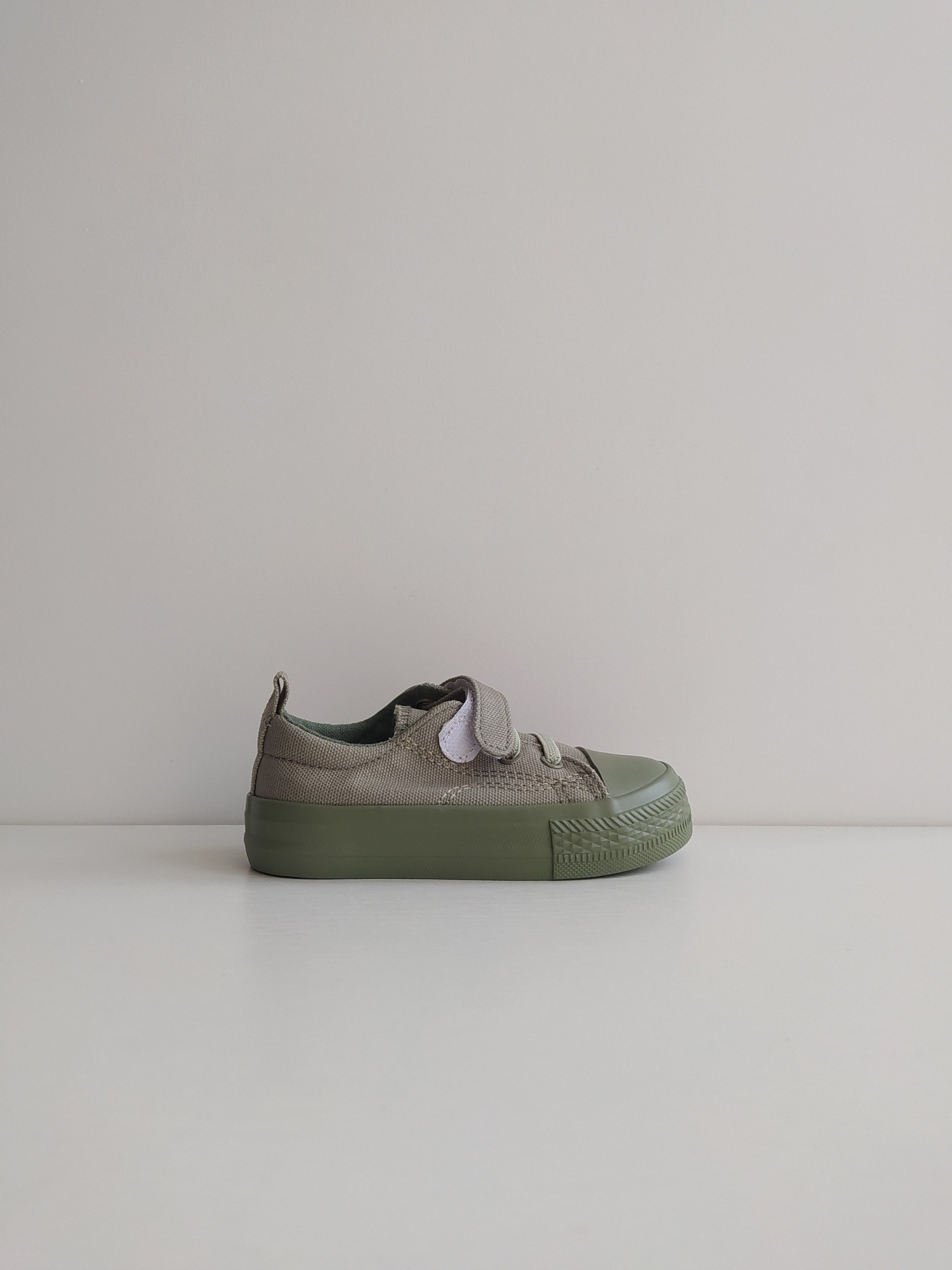 

Детские кеды Comfort-baby 20 р 14 см оливковый артикул С108