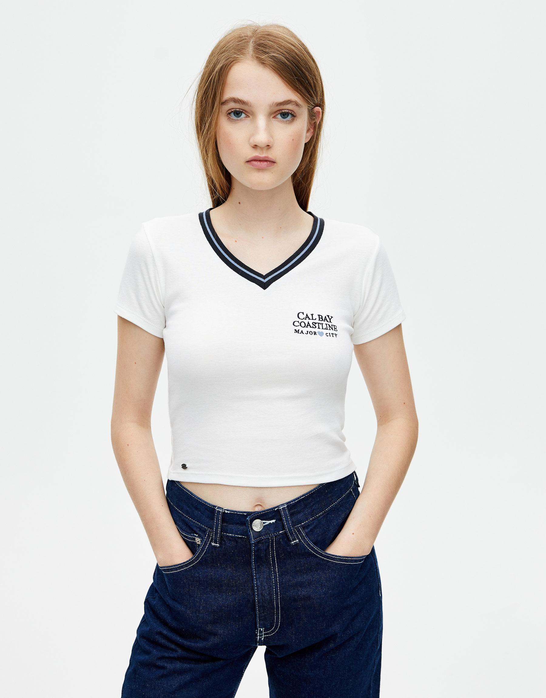 

Футболка Pull & Bear 5246370805-ABBE L Белая с черным