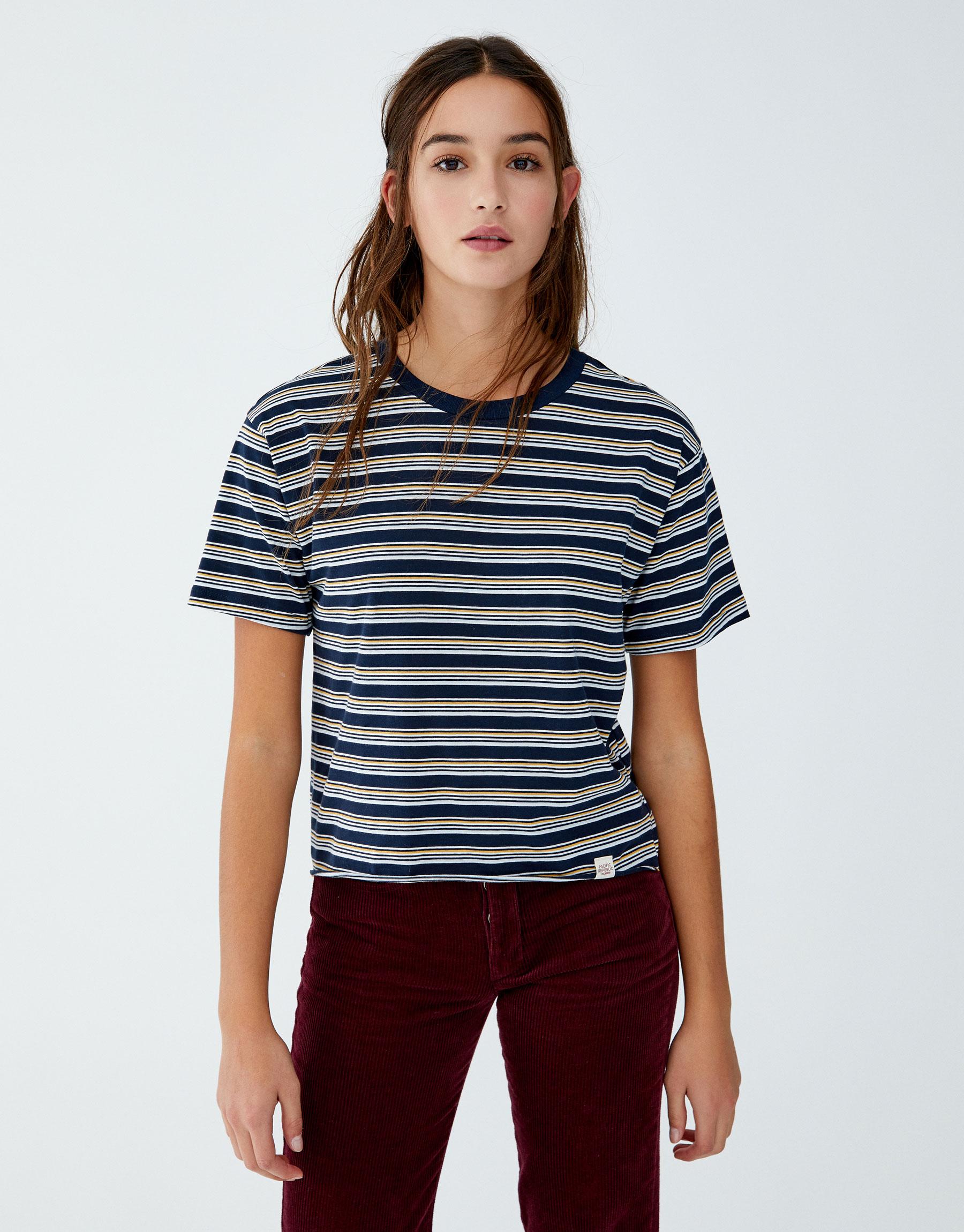 

Футболка Pull & Bear 5244303481-ABLO S Темно-синяя