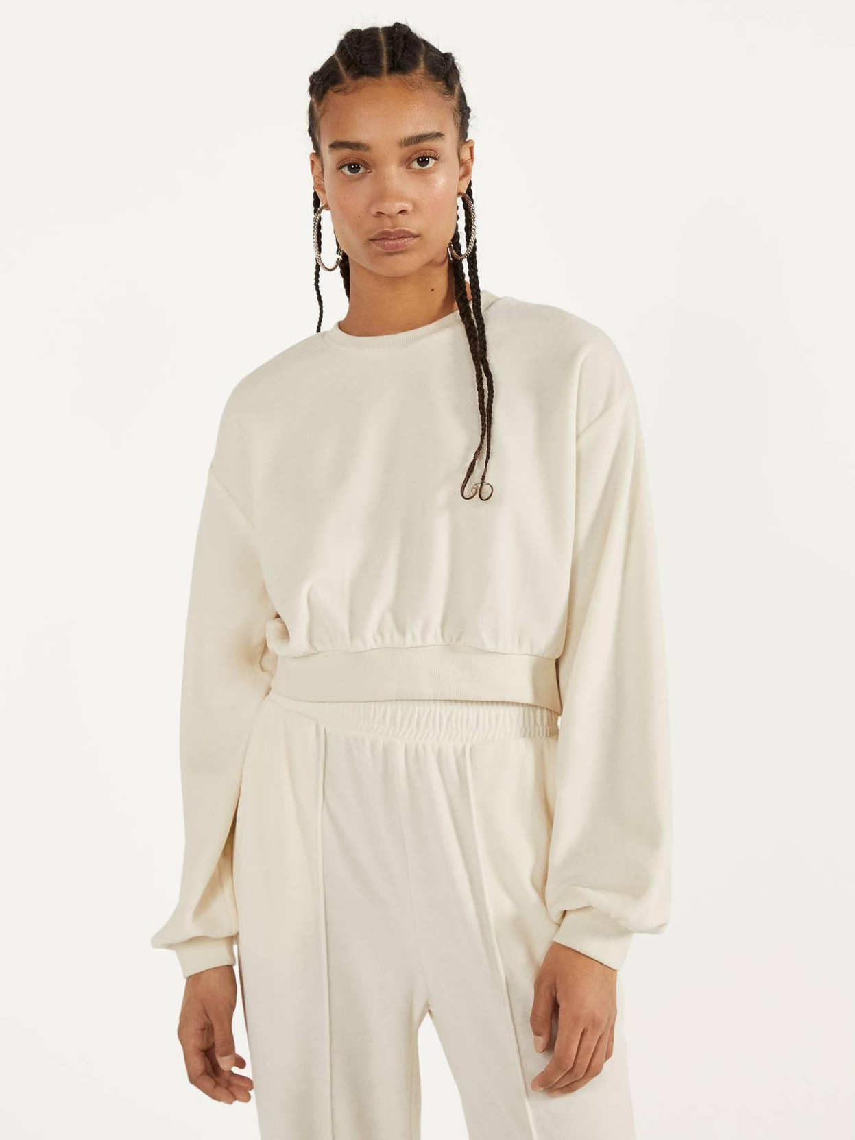 

Свитшот Bershka 1714443712-ABAK L Молочный