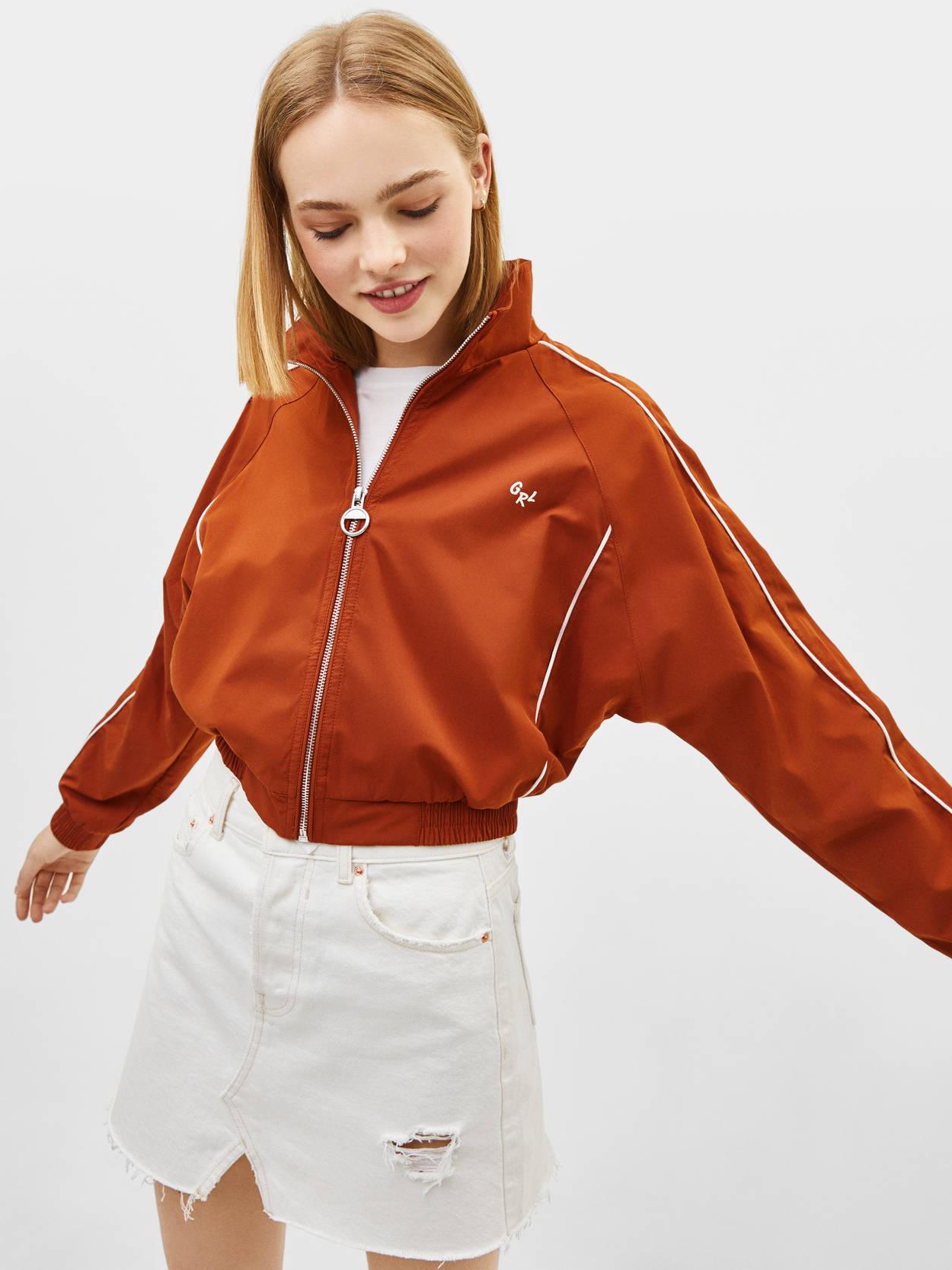 

Ветровка Bershka 1334085701-ACVE S Коричневая