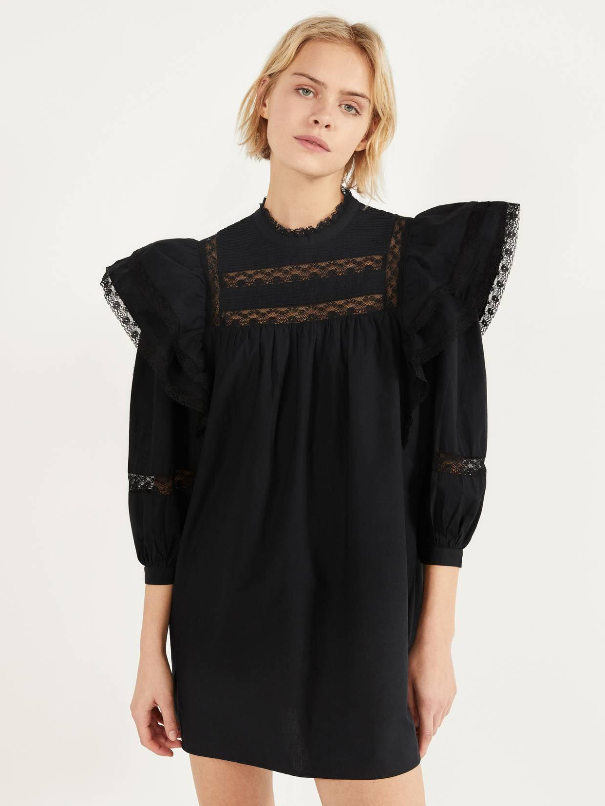 

Платье Bershka 0395494800-AAAD S Черное
