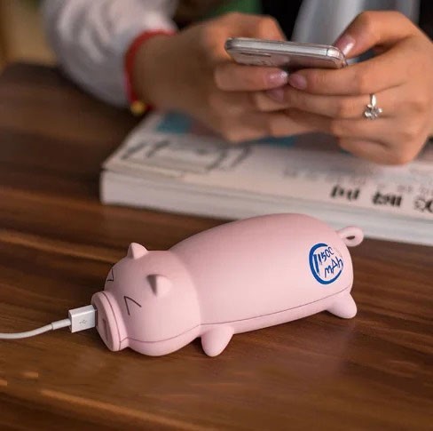 

Внешний аккумулятор PowerBank Emoji Series Pig 10000mAh Розовый