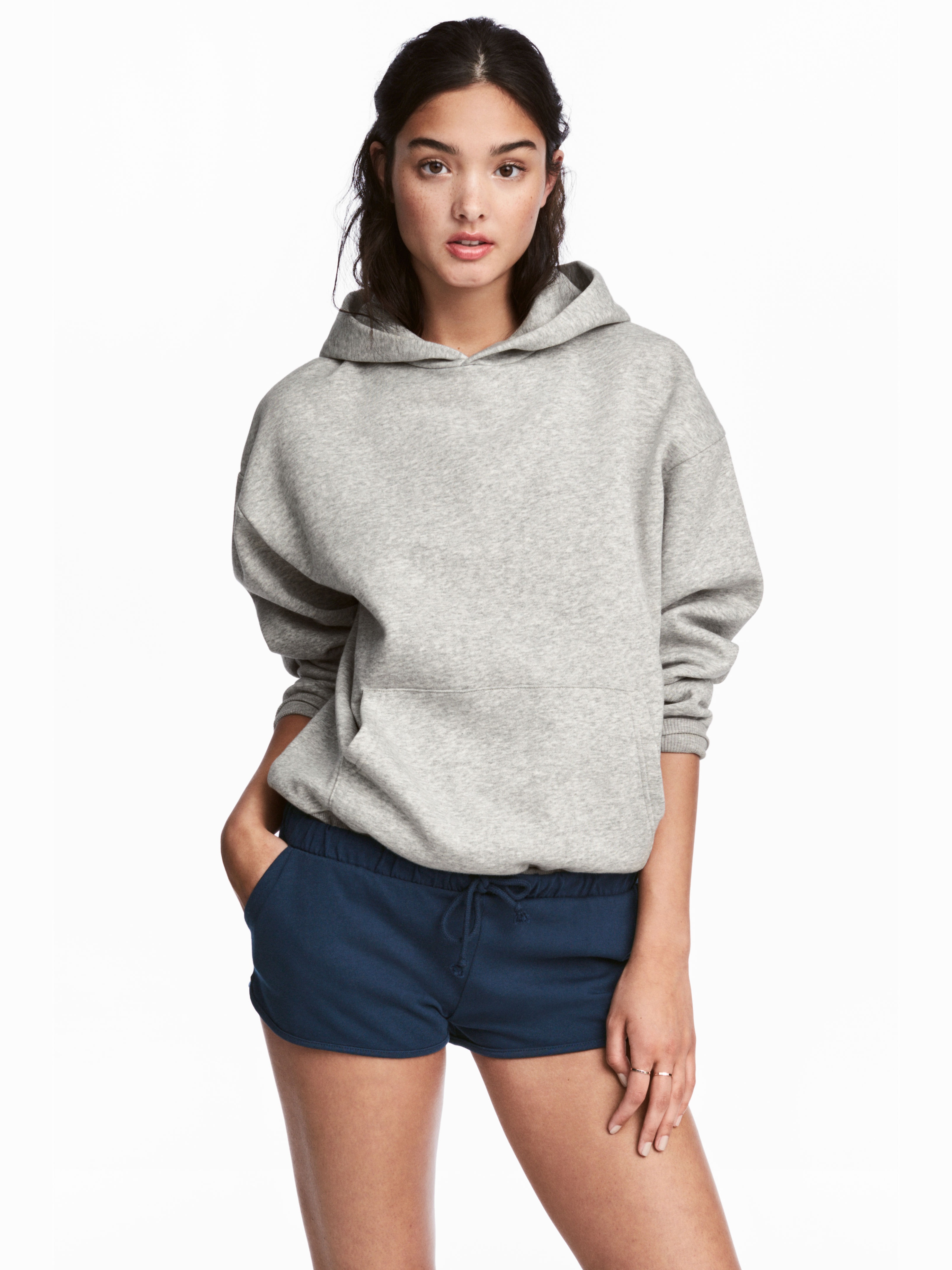

Спортивные шорты H&M 4778345-AAQJ L Темно-синие