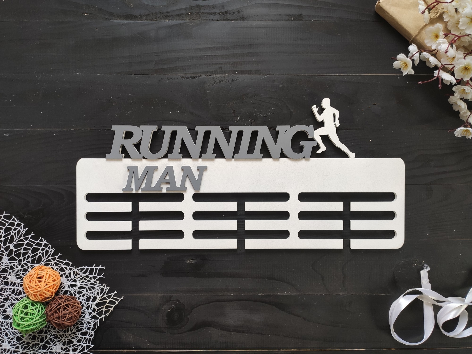 

Настенная медальница из дерева "Running man Легкая атлетика" под заказ (Мед0159)
