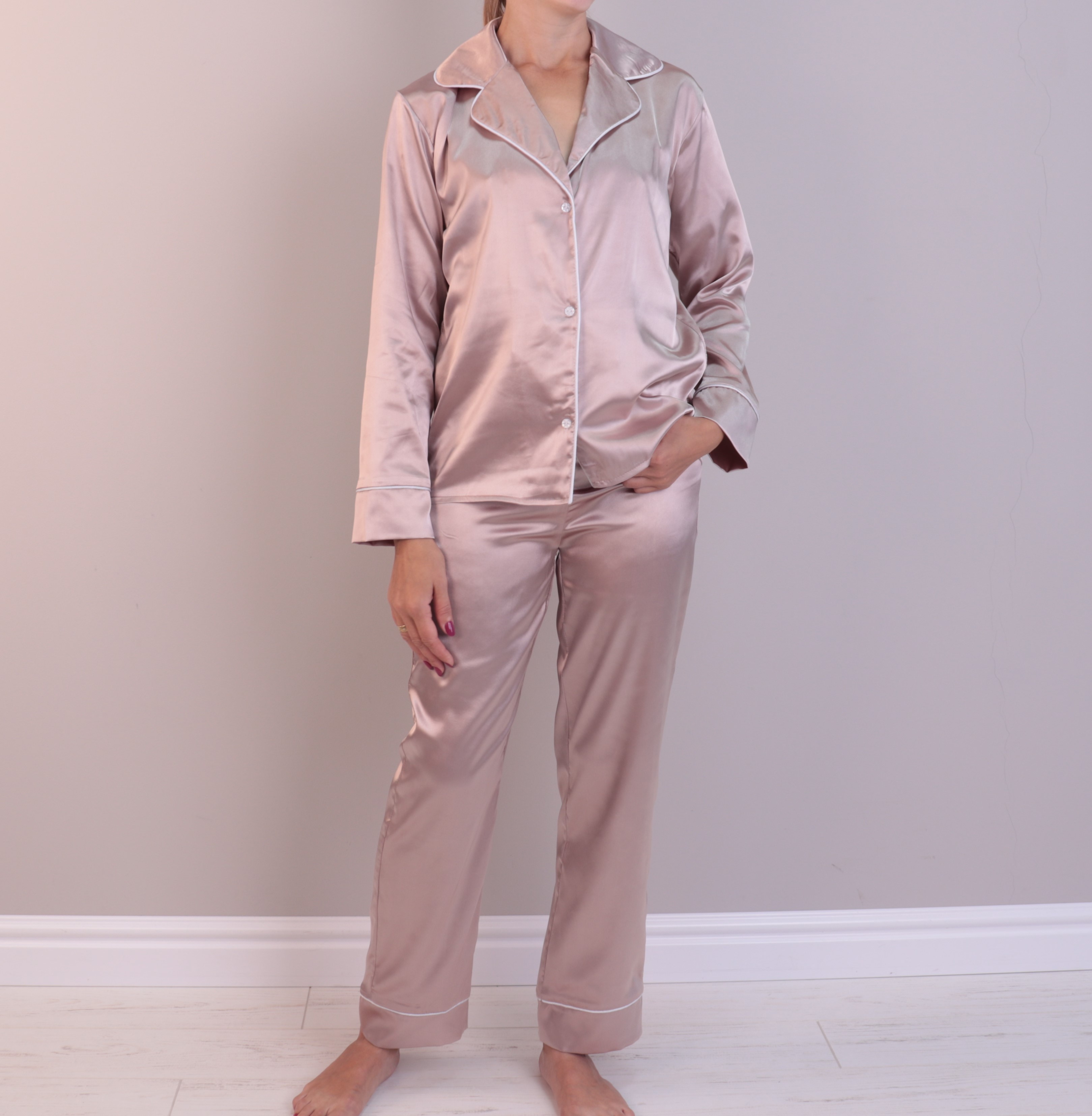 

Пижама шелковая Storyyara Classic silk 2 S розовая (рубашка и штаны)