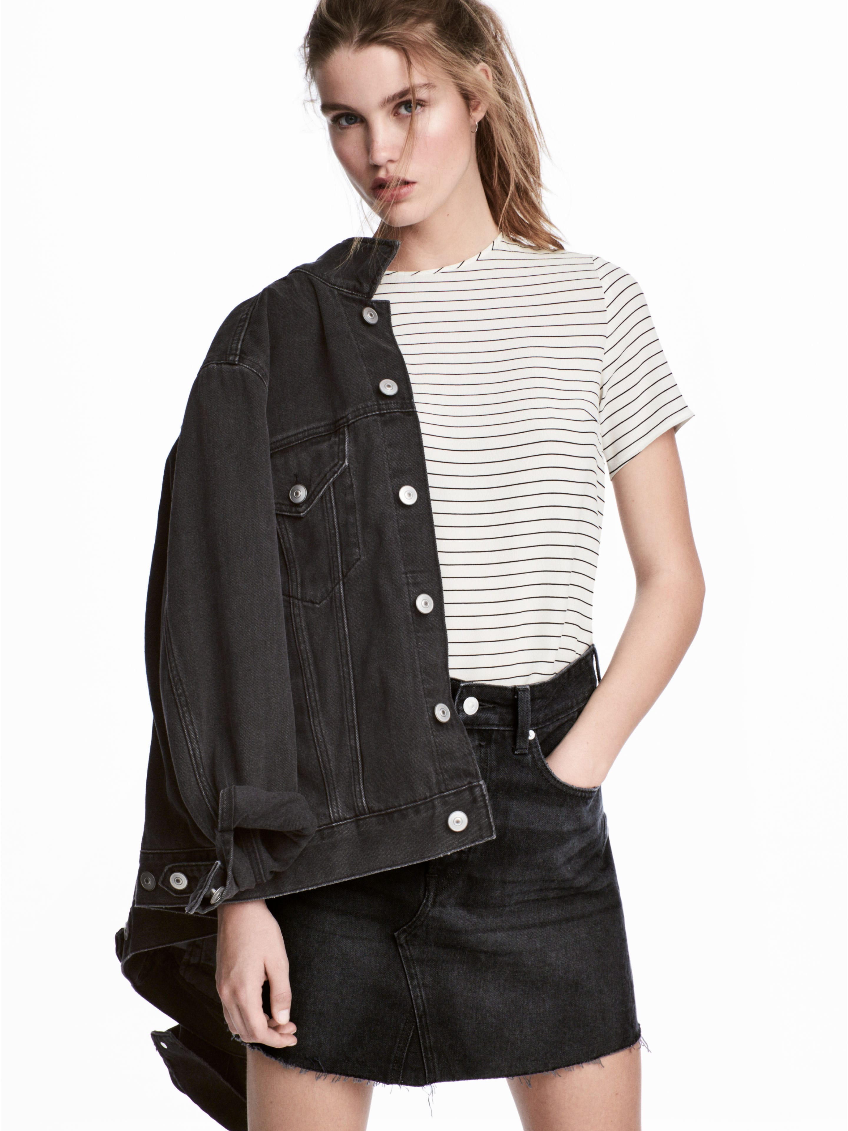 

Блузка H&M 5283446-ACSP 32 Белая с черным