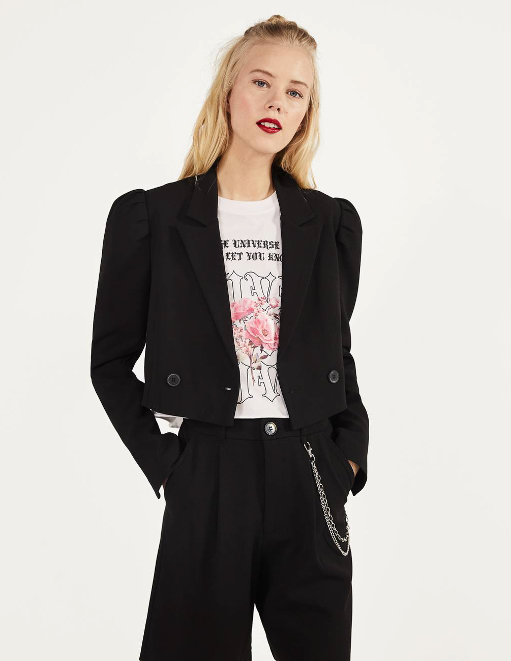 

Пиджак Bershka Ж1064368 (0989/168/800) цвет черный L