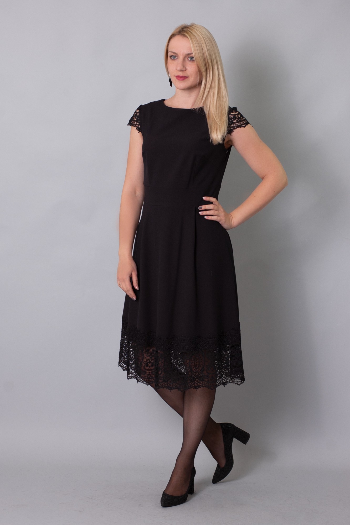 

Сукня жіноча Stefanie L D488 чорна 40р