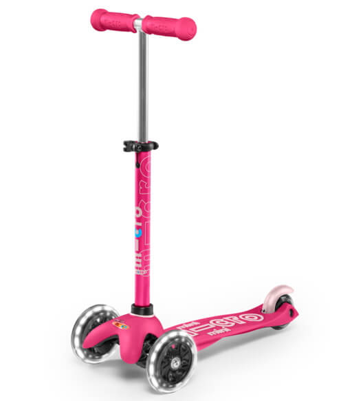 

Самокат Mini Micro Deluxe Pink LED (MMD 075)